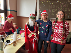Weihnachtsstimmung in der 8b