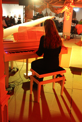F_Greta Engelhaupt (Klasse 8b) am Klavier
